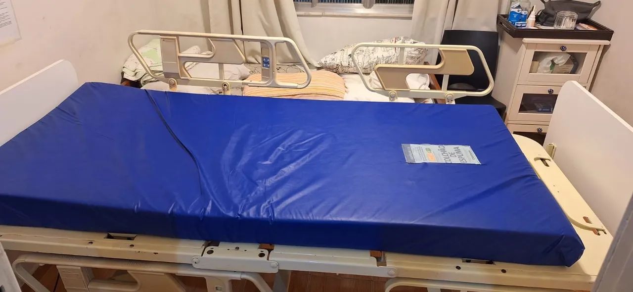 Cama Hospitalar Elétrica com 4 ajustes - Foto 3