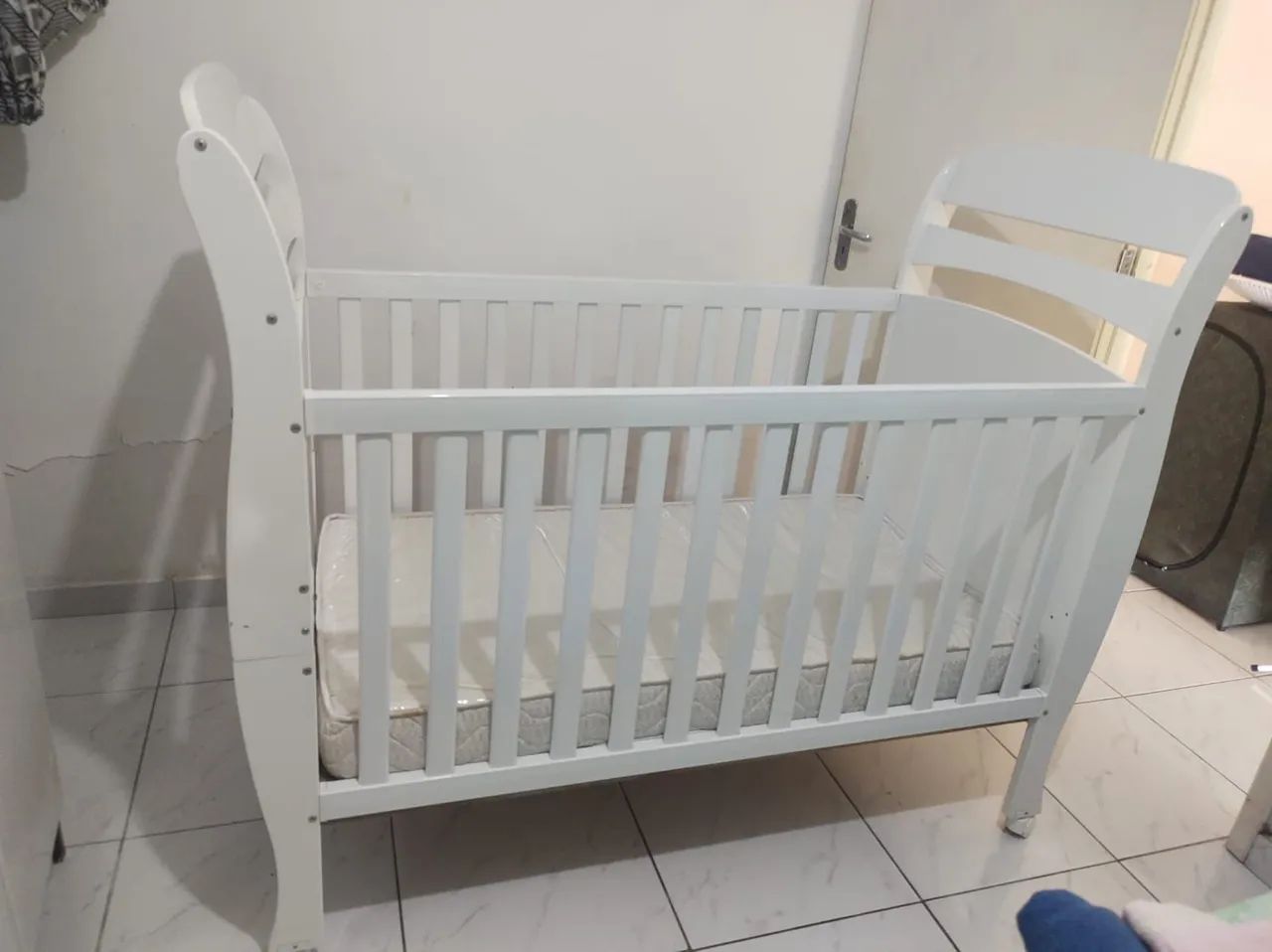 Vendo Berço com colchão 
