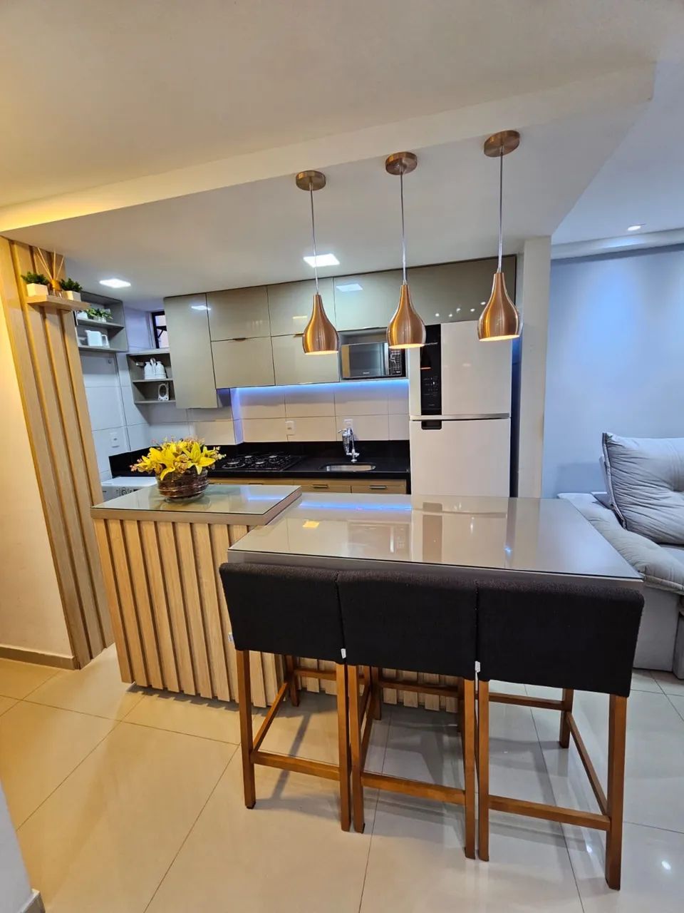 Apartamento 2/4 Jardim Oceania mobiliado 