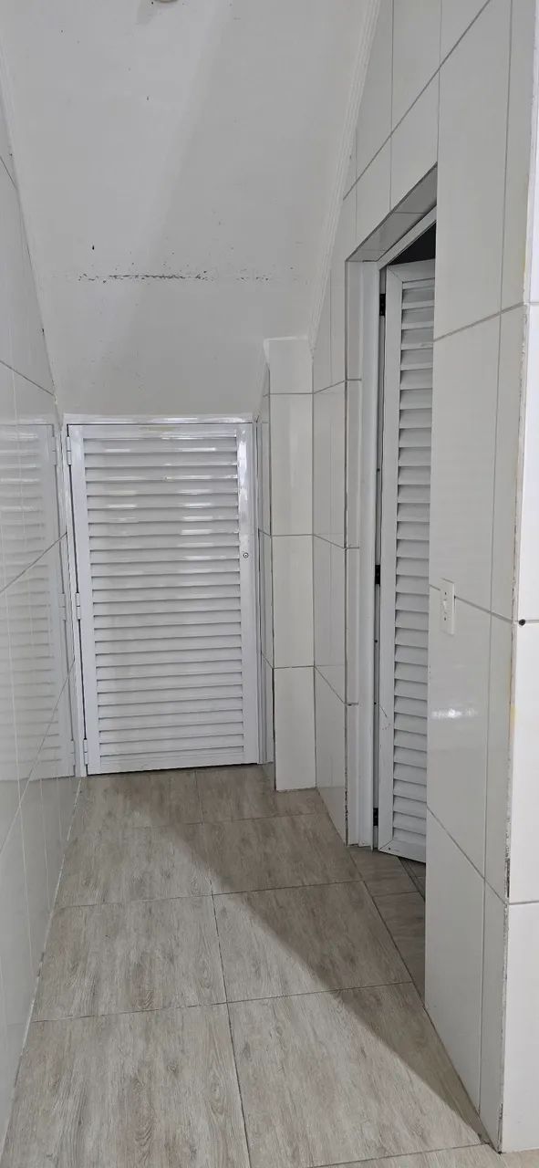 Alugo linda loja em ponto comercial