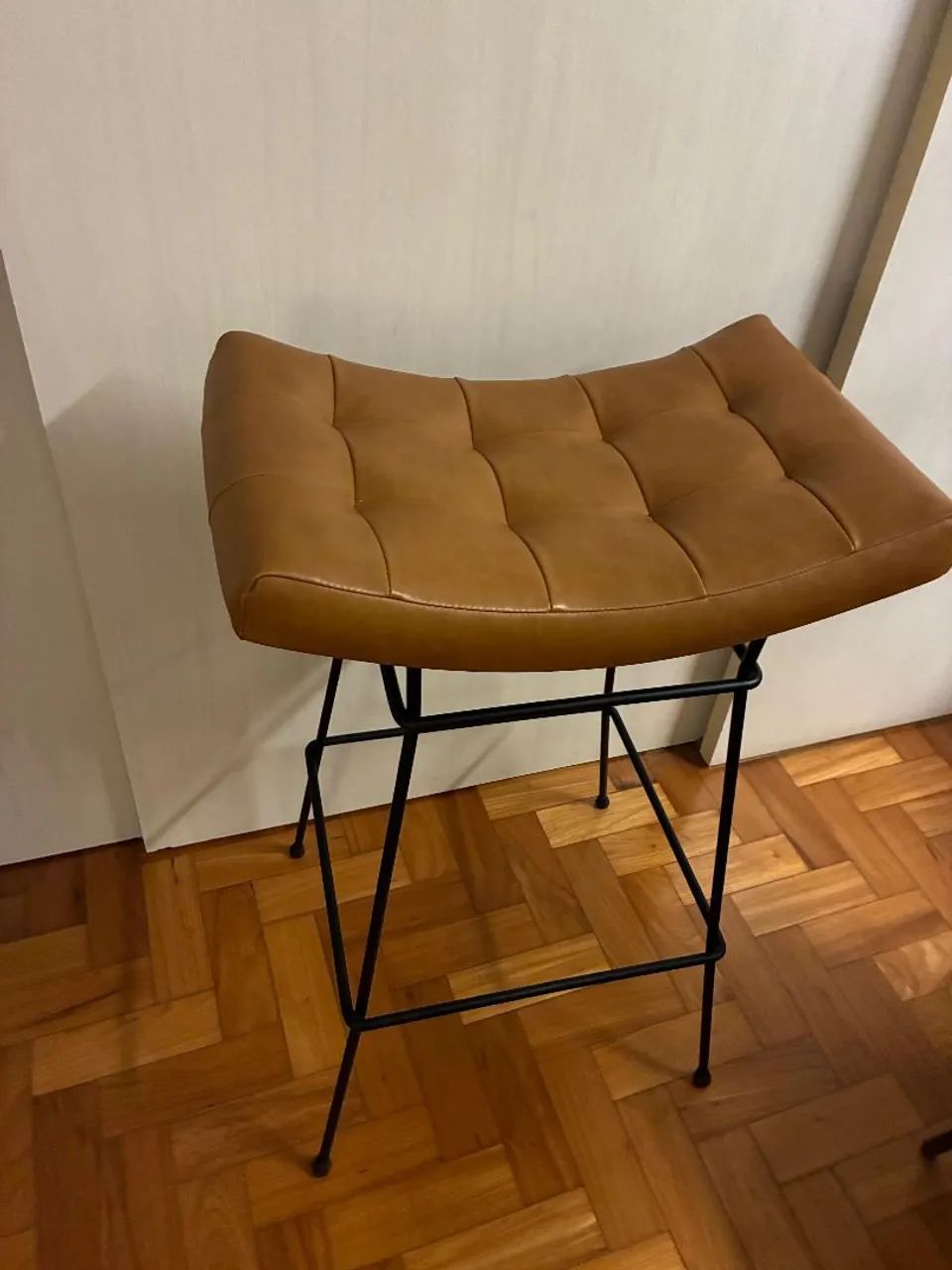 Banqueta Fernando Jaeger 82 cm | Design assinado