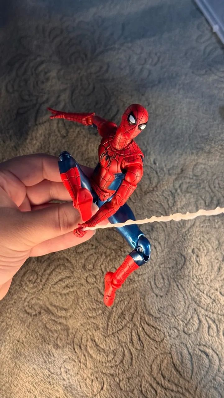 Homem aranha swing suit boot no spiderman shf