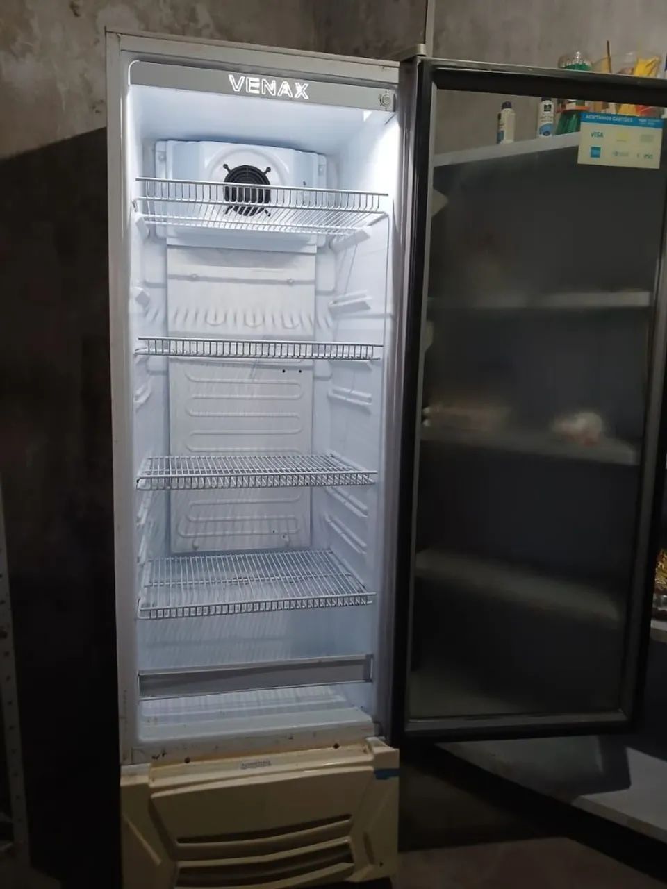 Vende se 
