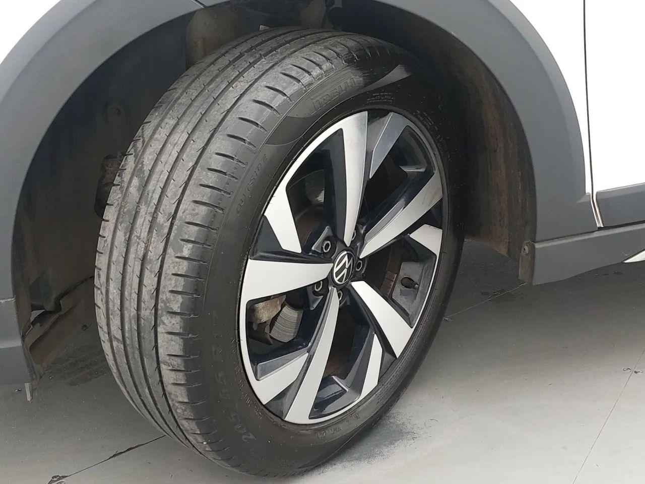 Volkswagen Nivus Highline 1.0 200 TSI Flex Aut., foto 11 de 18