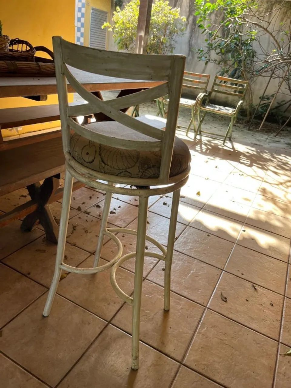 BANQUETA ALTA GIRATÓRIA 