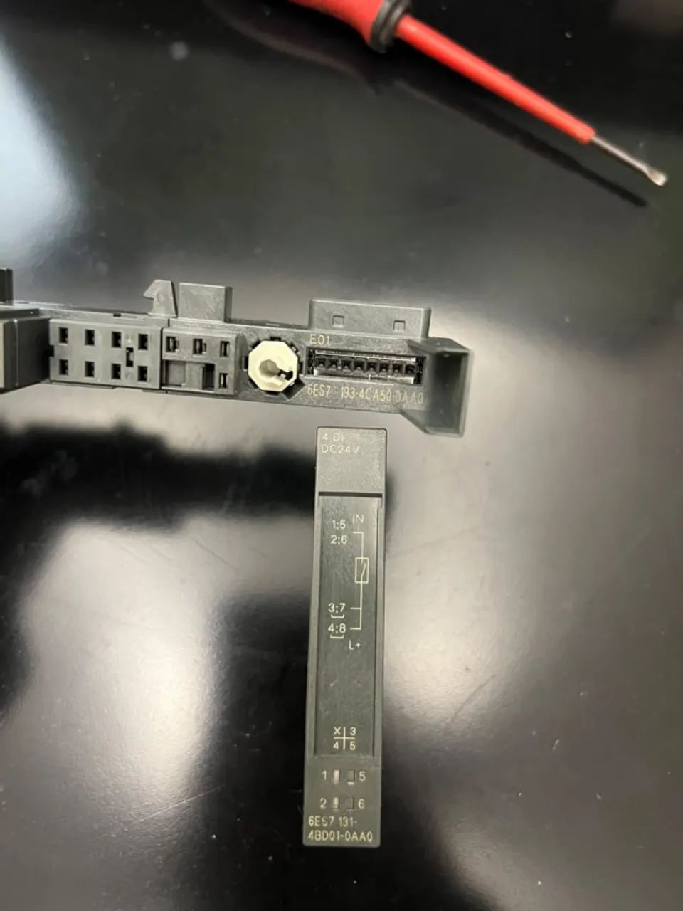 MÓDULO SIEMENS ET200S 6ES7 131-4BD01-0AA0 (4DI DC24V) + BASE E01 - Foto 2