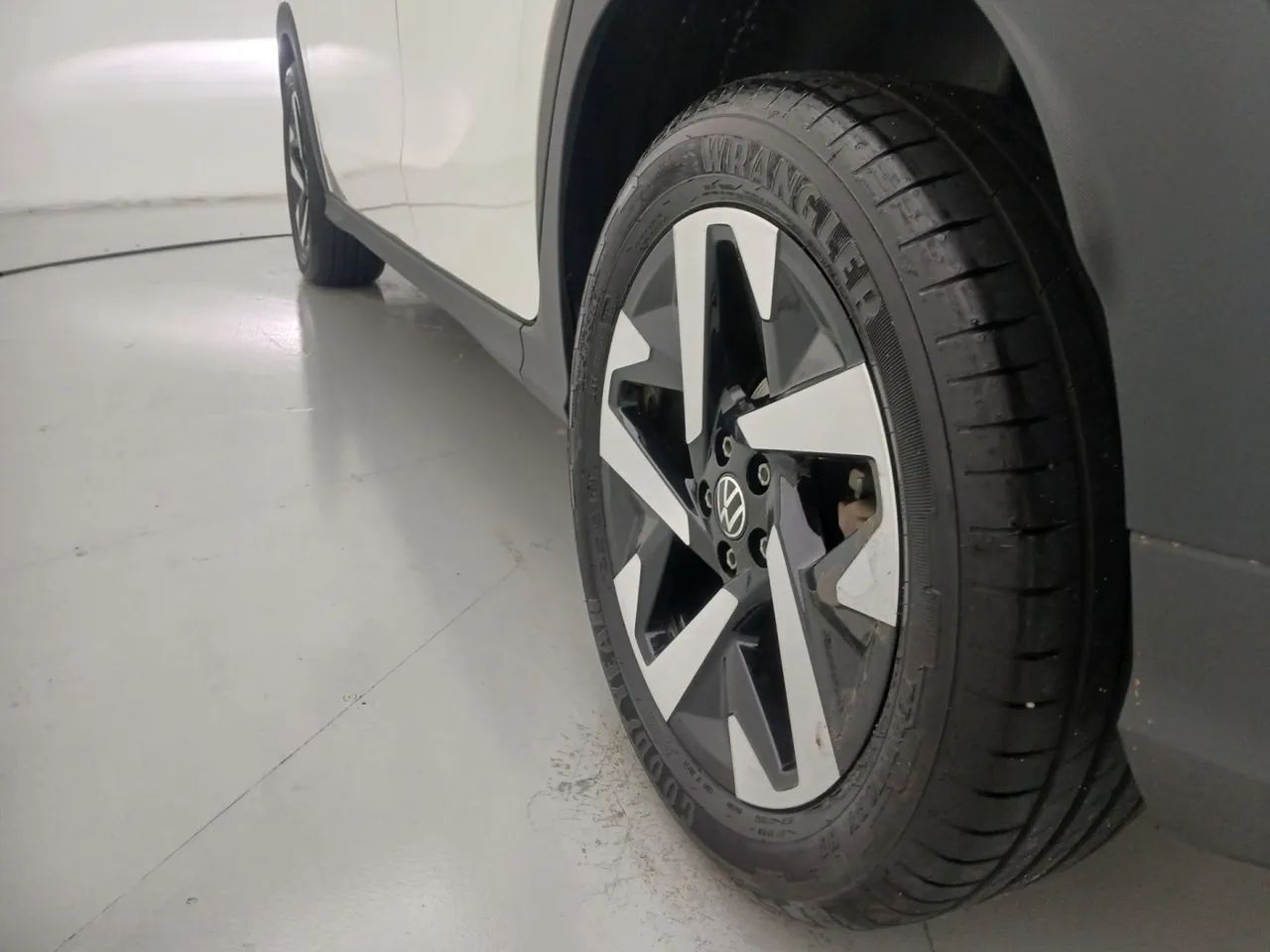 Volkswagen Tera High 1.0 170 TSI Flex 12V 5p Aut, foto 12 de 18