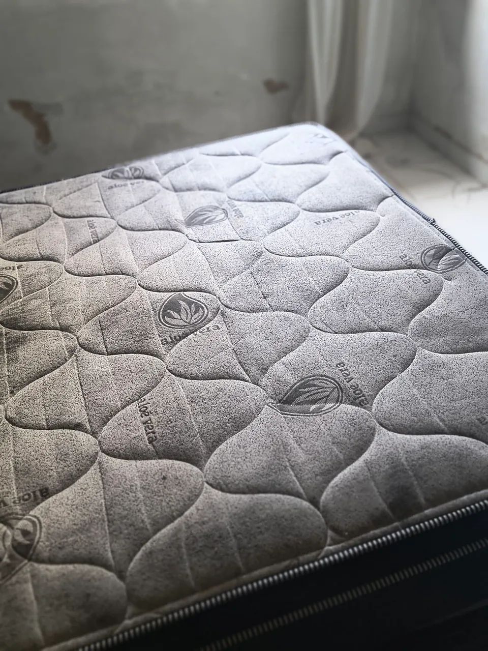 Cama casal usada