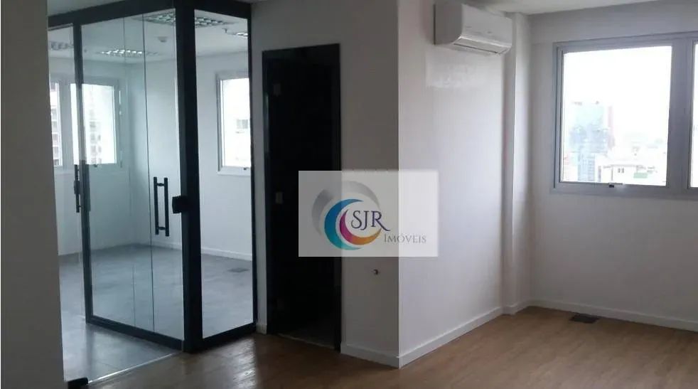 Sala comercial de 322 m², 8 vagas de garagem, piso elevado, forro modular, 8 banheiros, ar - Foto 5