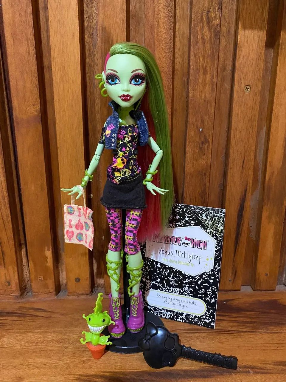 Monster high Vênus Mcflaytrap (RESERVADA)