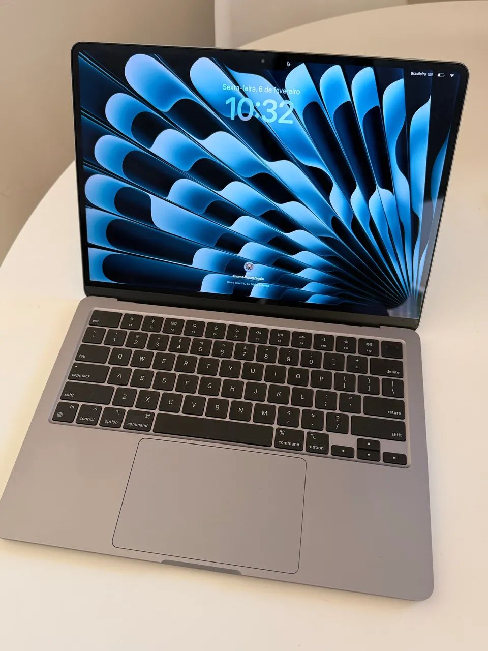 MacBook Air M2 16GB