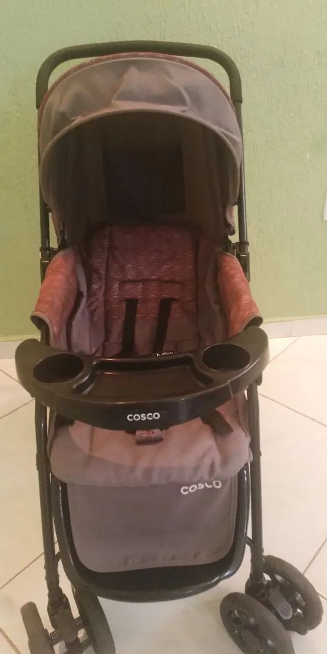 Carrinho de bebê e bebê conforto - Foto 2