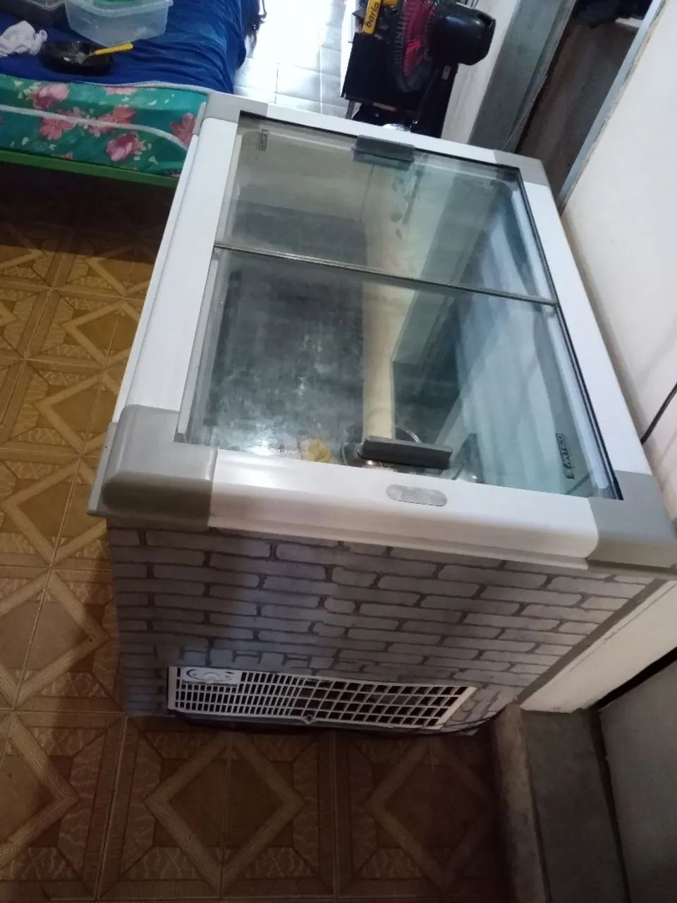 FREEZER PORTA DE VIDRO 