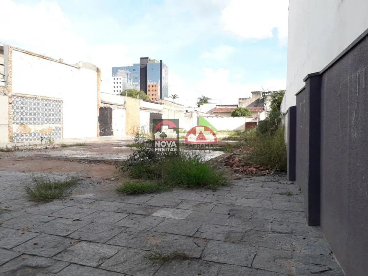 Terreno Padrão em Pindamonhangaba - Foto 2