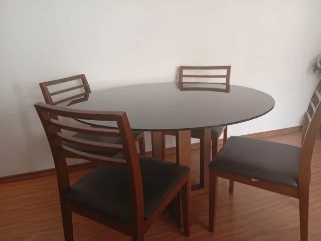 Mesa de Jantar Redonda