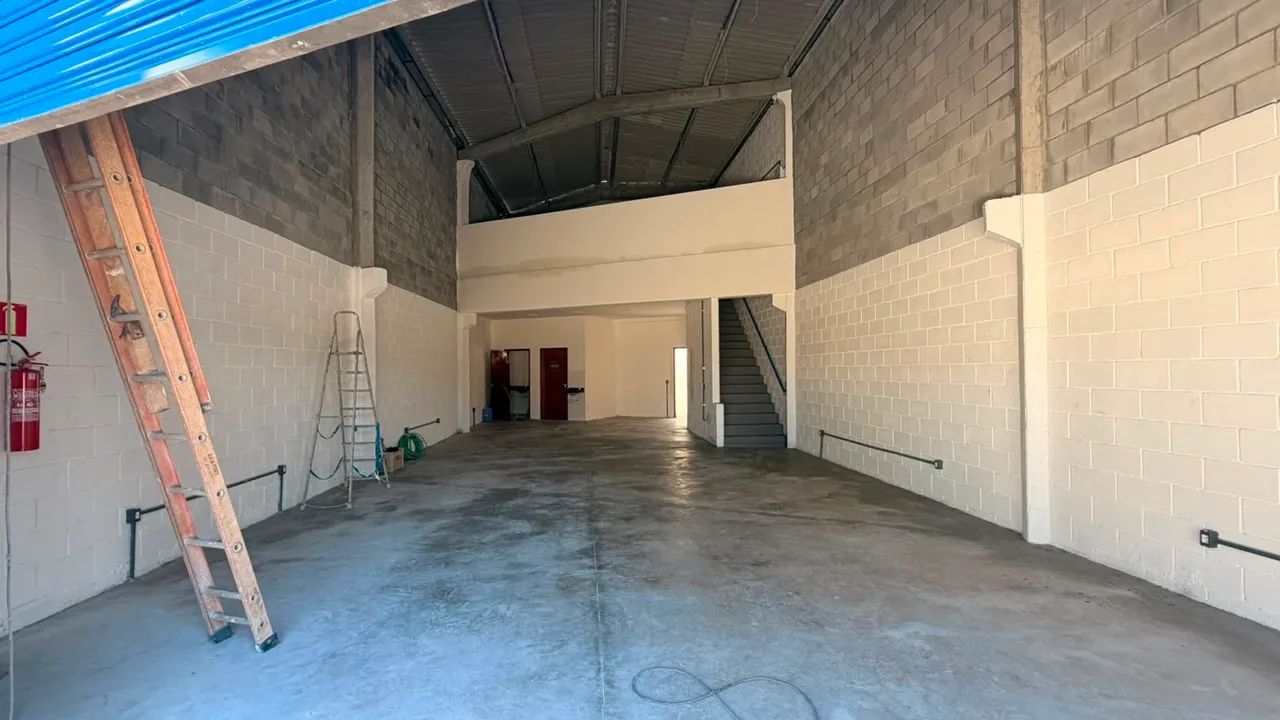 Galpões próximo ao forum barro duro  - Foto 3