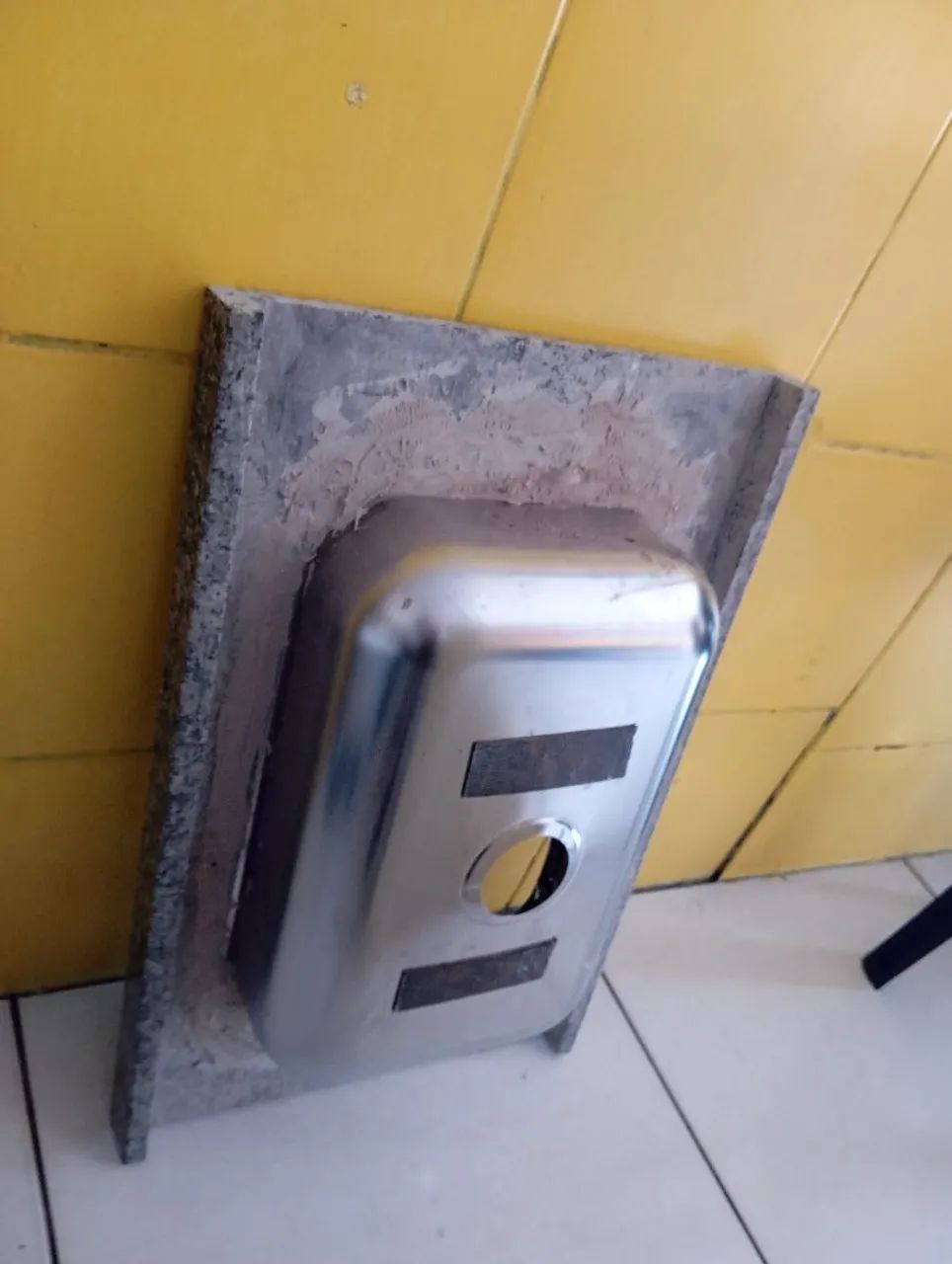 Pia com mármore e gabinete inacabado - Foto 3