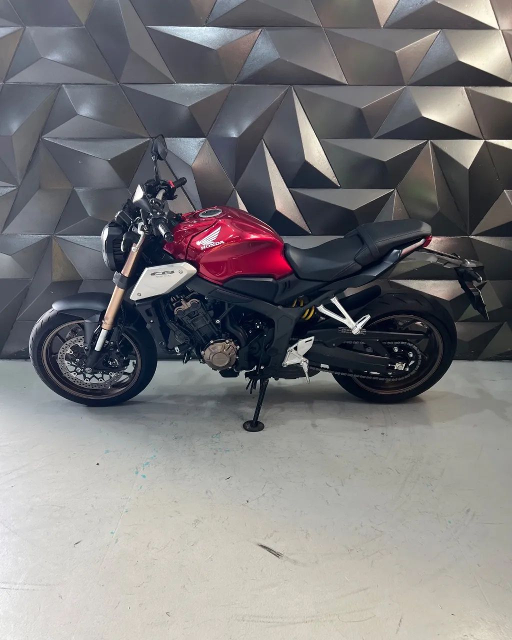 CB 650R - Foto 5