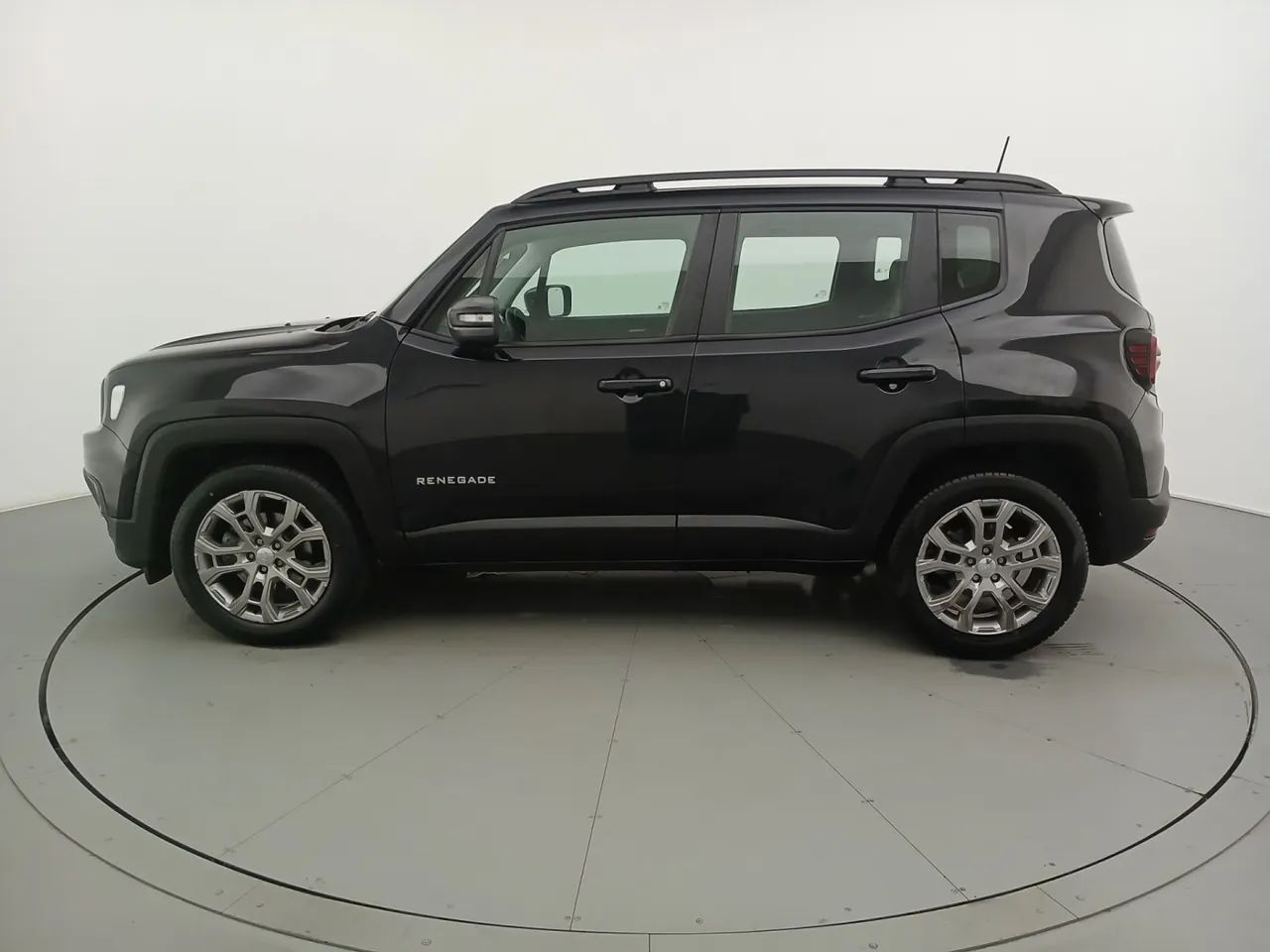 Jeep Renegade Long. T270 1.3 TB 4x2 Flex Aut., foto 2 de 18
