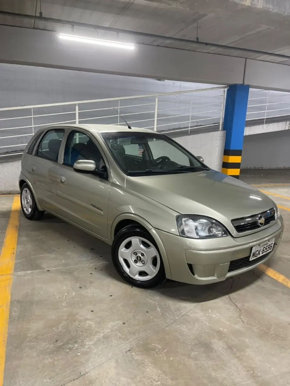 Chevrolet Corsa Corsa Hat. Premium 1.4 8V ECONOFLEX 5p 2010