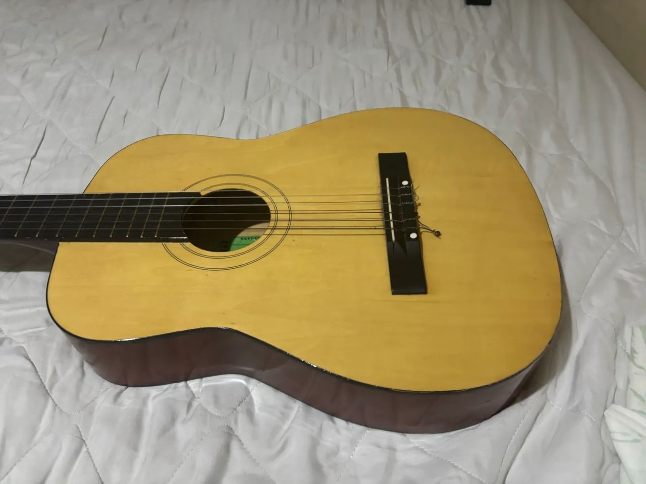 Vendo violão 
