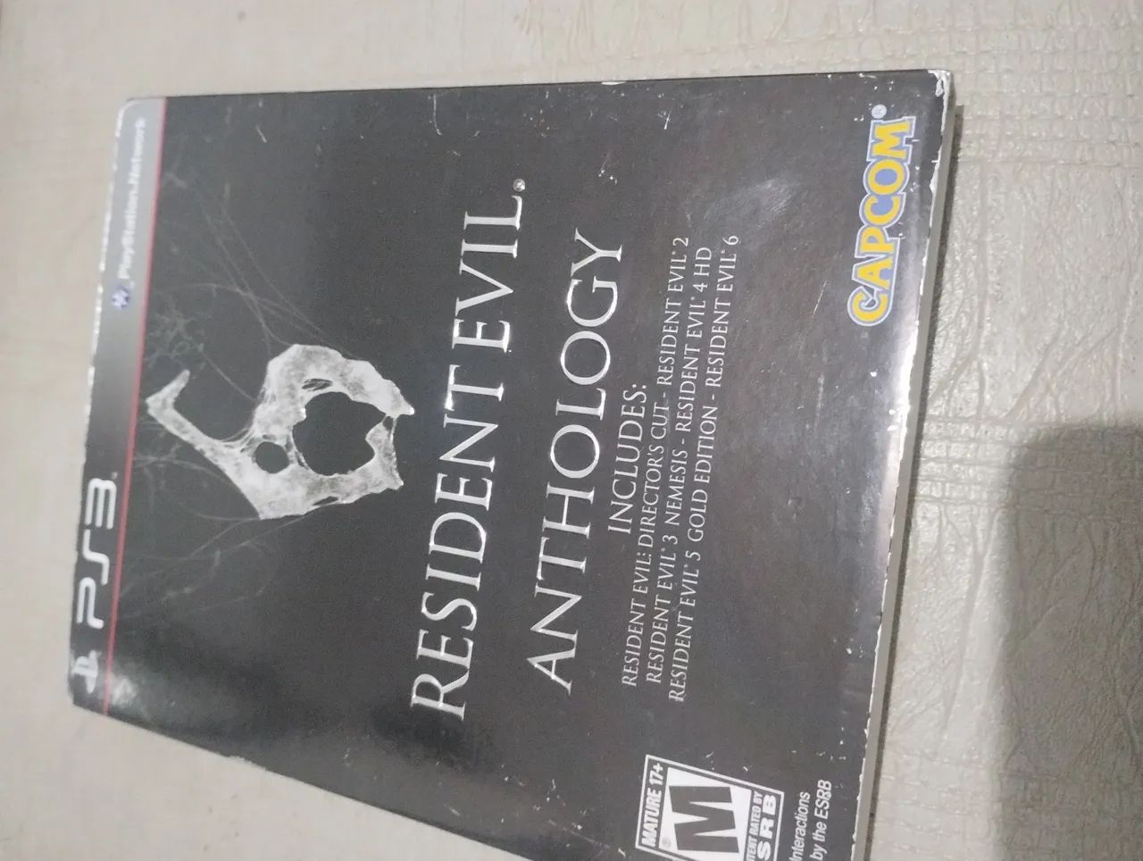 Resident Evil 6 com luva