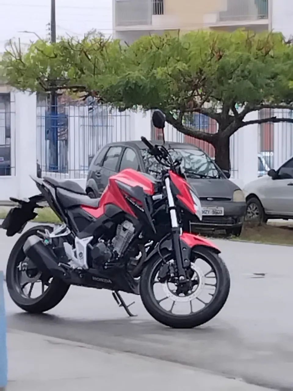 Twister 300f ABS - Foto 4