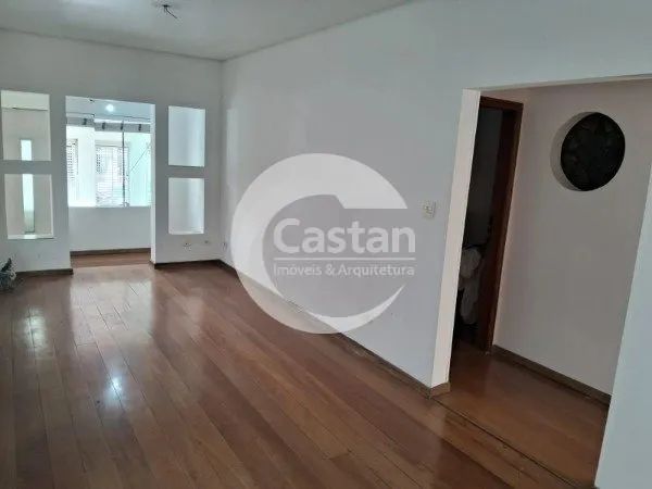 Casa Comercial em Vila Carrão