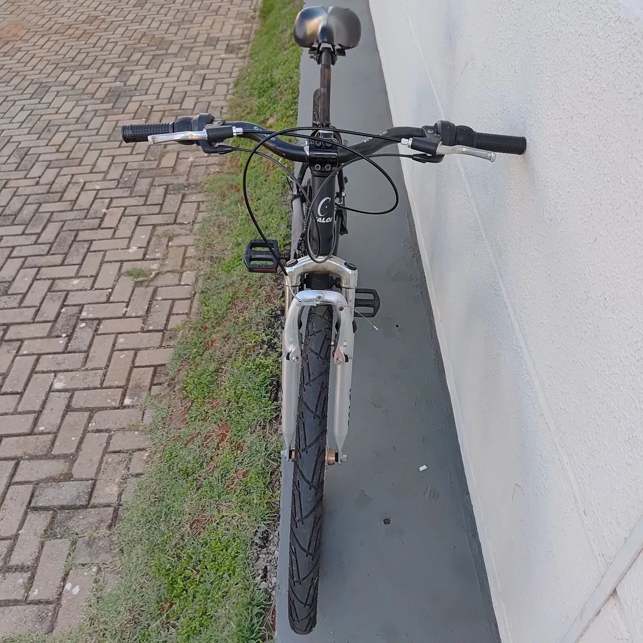 Bicicleta Caloi Aro 26 - 21 marchas - Alumínio  - Foto 3