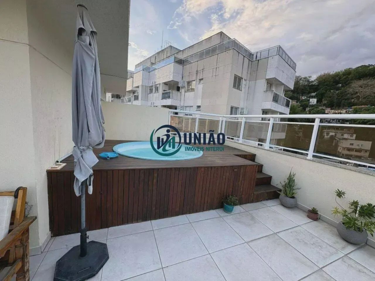 Cobertura em Santa Rosa com 3 quartos, 1 suíte e 2 vagas - Foto 2