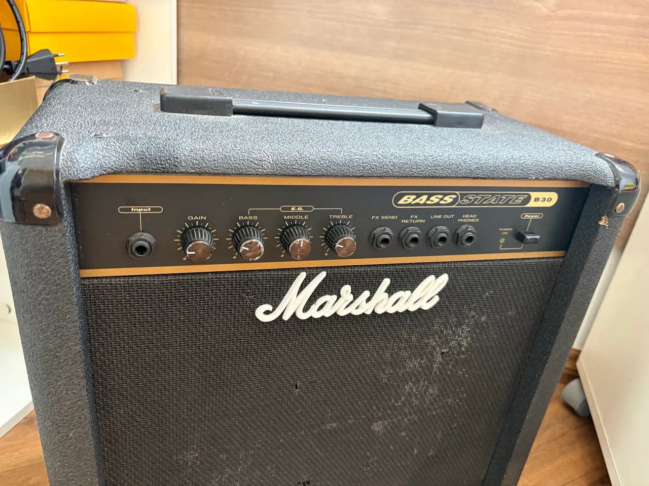 Marshall BASS STATE B30 ベースアンプ 英國製 マーシャル Marshall Bass State B30 - Equipamentos e Acessórios de Som