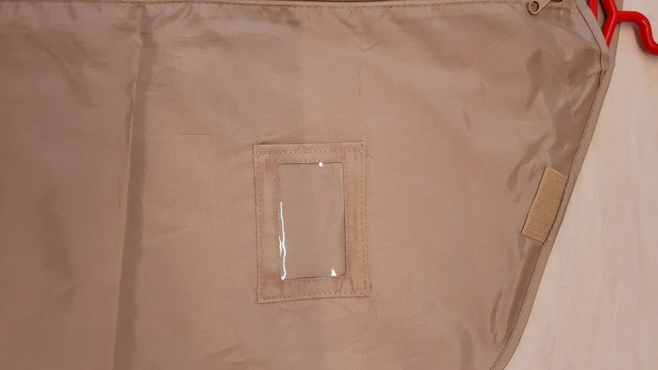 Capa protetora impermeável em nylon  Burberry original. - Foto 4
