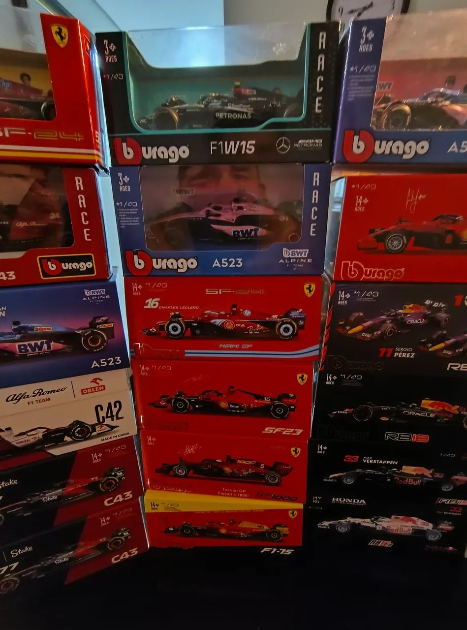 31 miniaturas Burago Fórmula 1 em escala 1/43 novas na caixa tops - Foto 3