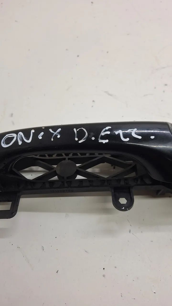 Maçaneta Externa Dianteira Esquerda Chevrolet Onix Lt 2022  Dianteira - Foto 2