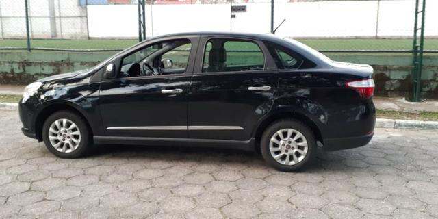 Grand Siena Attractive 1.4 2013 completo - Foto 8