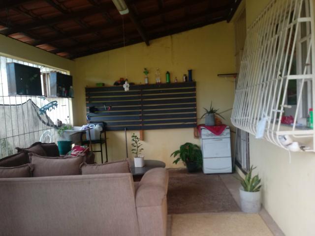 Vendo uma casa com 2 lotes 480metros quadro - Foto 6