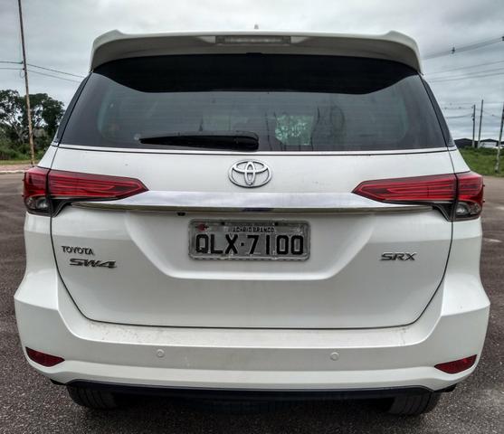 HILUX SW4 SRX 4x4 2.8 TDI DIESEL AT 7LG 15-16 - Foto 7