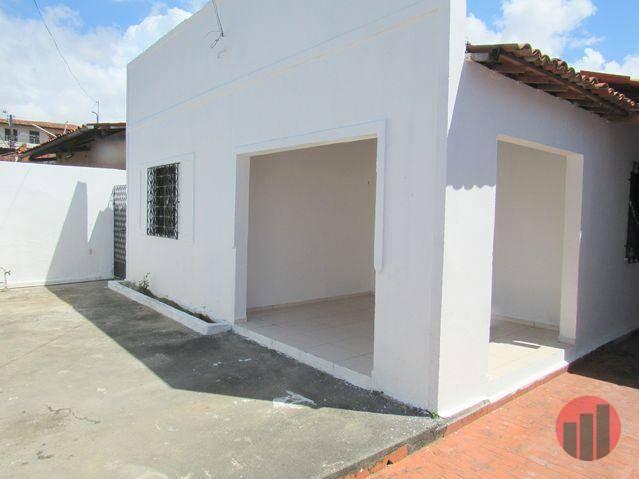 Casa para alugar, 100 m² por R$ 850,00/mês - Bonsucesso - Fortaleza/CE - Foto 2