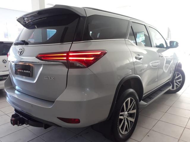 Hilux SW4 2.8 SRX - 05 lug. Diesel 2017/2017 - Foto 5