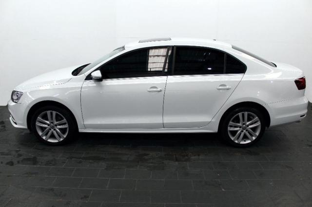 Volkswagen Jetta 2.0 TSI Highline 4P - Foto 2