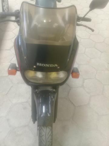 Cbx 750 - Foto 2