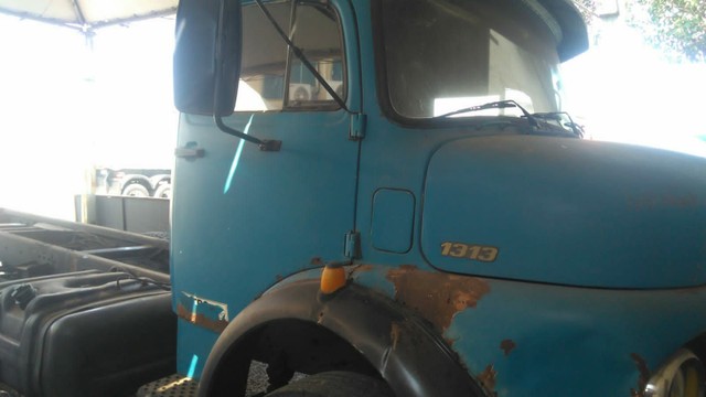 CAMINHÃO 1313
