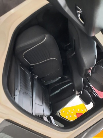 RENAULT CAPTUR INTENSE 1.6 AT 2020 C/ 15.194 KM