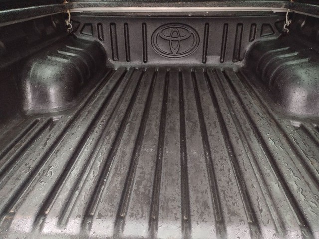 Toyota Hilux 3.0 D-4D - 2015/15 R$ 142.000,00 - Foto 5