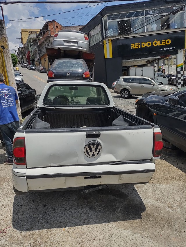 VW Saveiro AP 1.6 pra retirada motor cambio lataria peças em geral  - Foto 2