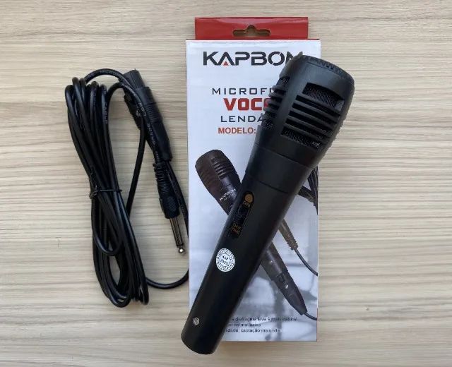 Microfone Dinâmico Vocal Profissional com Fio Metros Karaokê Kapbom KA U Instrumentos