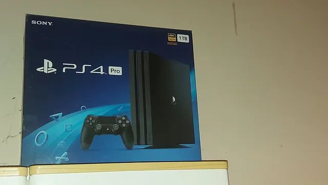 Sony Playstation 4 Pro 1TB no Paraguai 