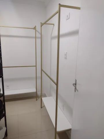 ARARA LOJA EM METALON 