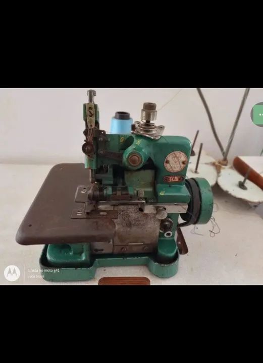 Máquina de costura 