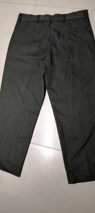 Calça social masculina 44 cinza listrada - Foto 2